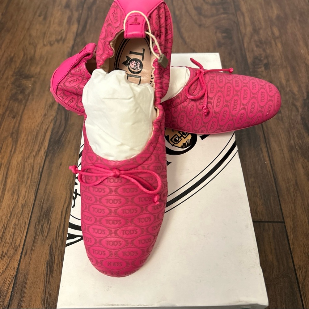 Tod's Hot Pink Loafers size 36.5